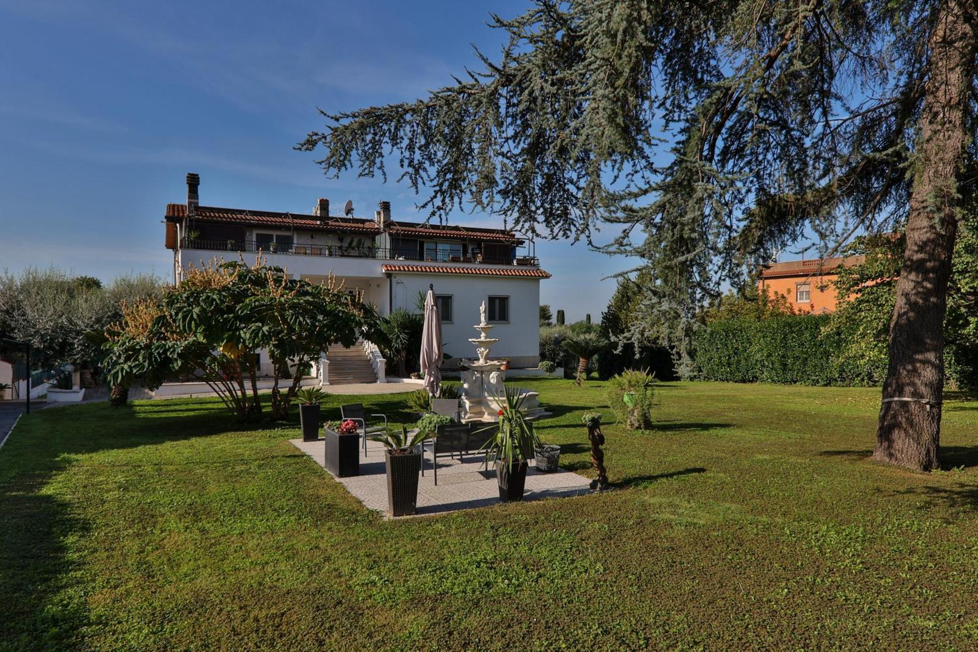 Il Giardino Di Stella Hotel ฟรัสกาตี ภายนอก รูปภาพ